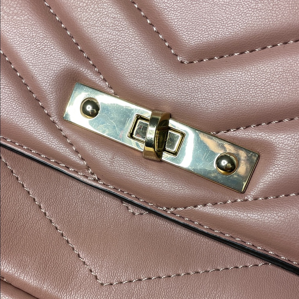 JustFab Blush Quilted Shoulder Bag with Gold Chain - Picture 7 of 12